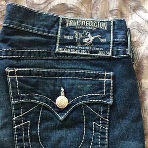 Mens True Religion Jeans. 40x34. Worn few times.
